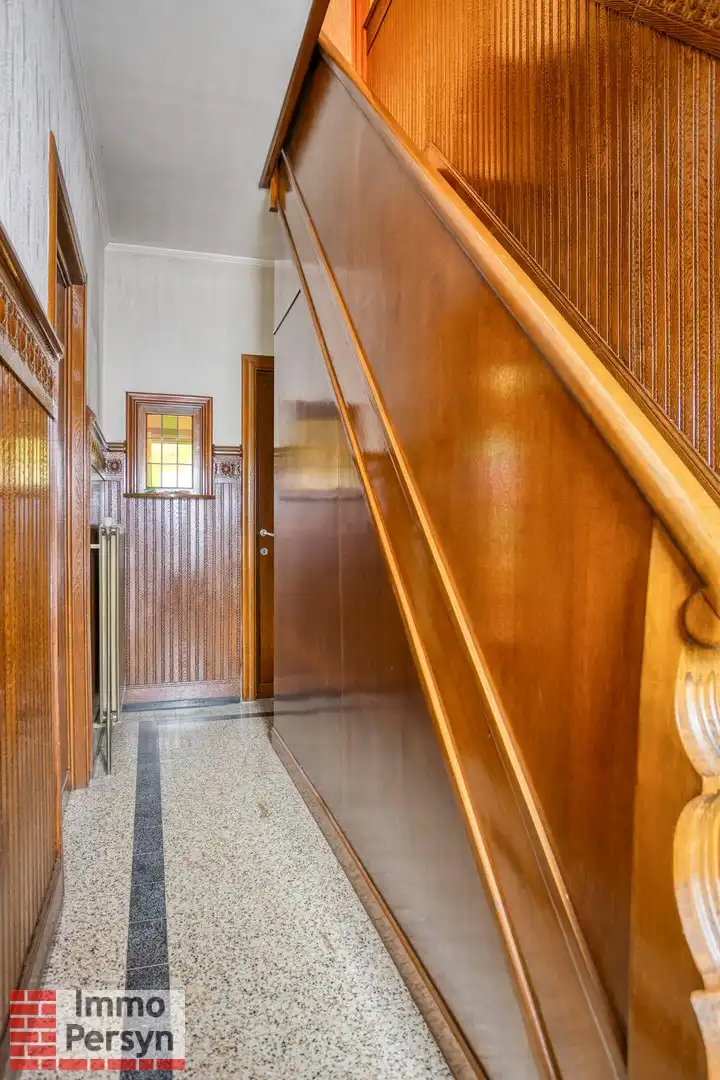 Te renoveren woning met 3 (mogelijks 4) slaapkamers en tuin met uitweg foto 9