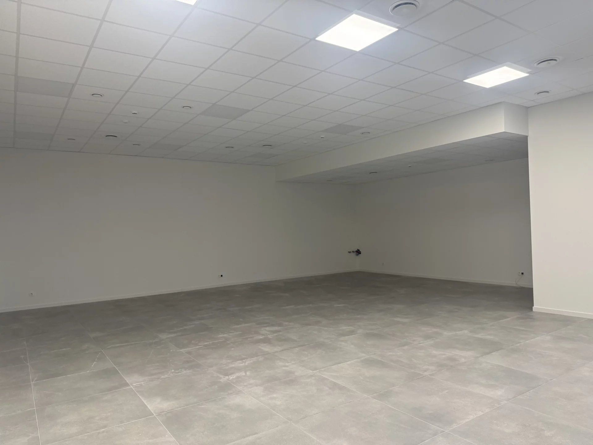 Handelsruimte te huur in Residentie Kapellehof te Heusden foto 5