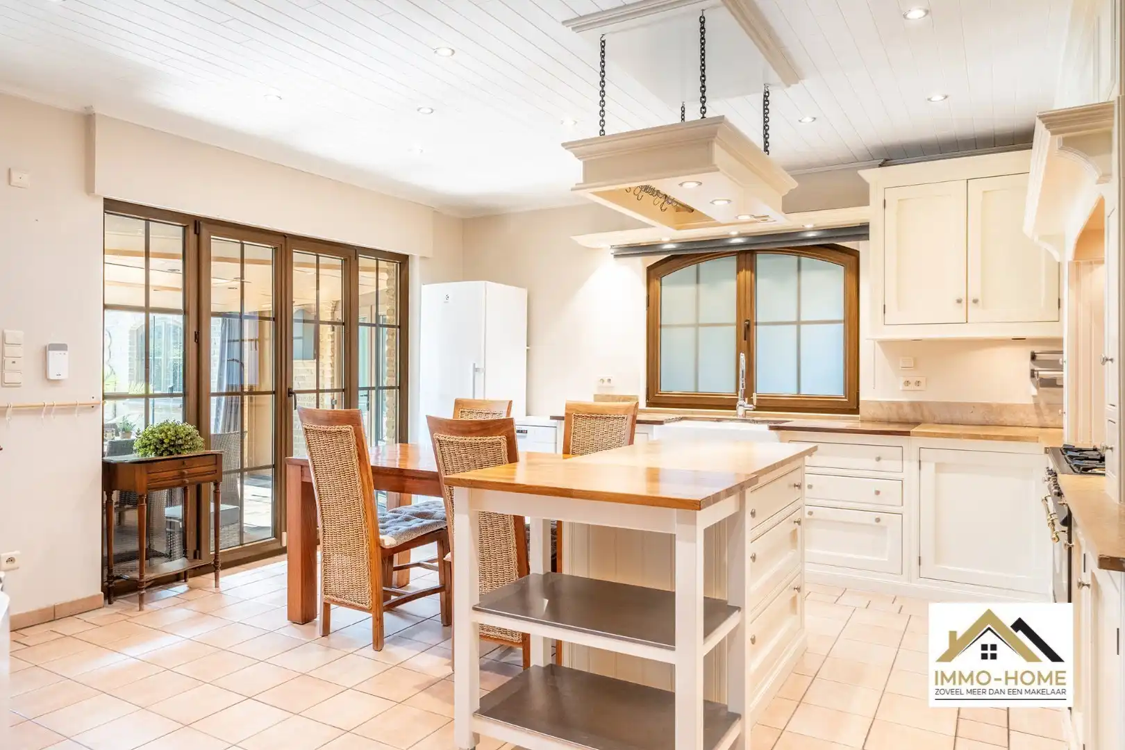 Ruime woning op topligging foto 7