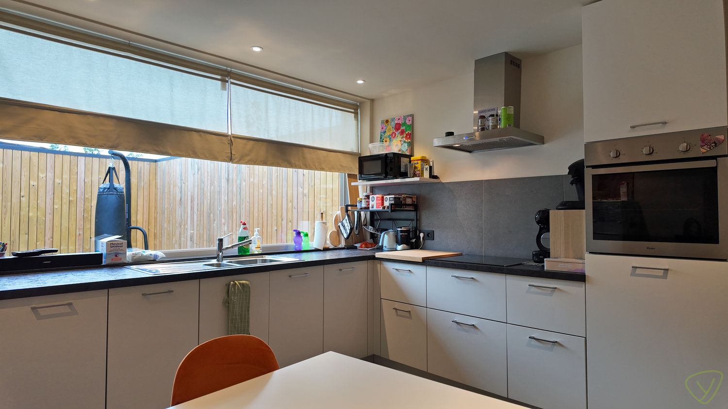 Gerenoveerde woning met zonnige tuin en  zonnepanelen in Eeklo! foto 12