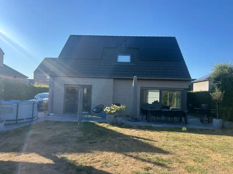 Luxe villa met 3 slaapkamers in een doodlopende straat. Perfect voor wie op zoek is naar ruimte en comfort! foto 18