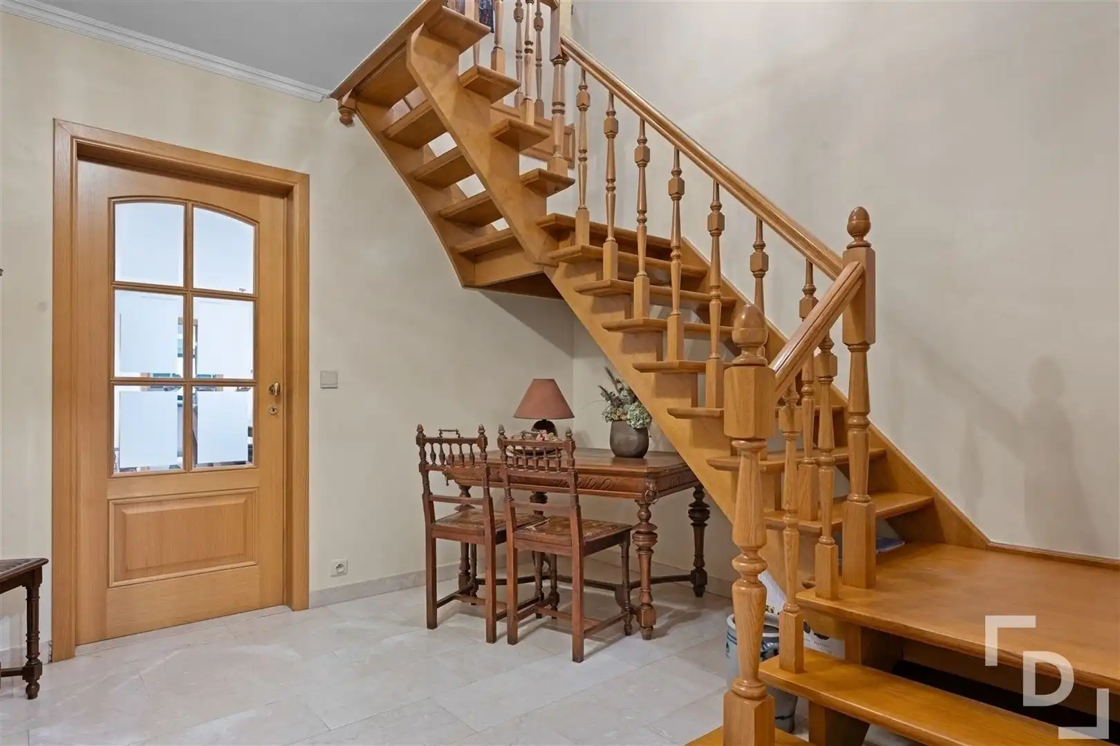 Ruime en energiezuinige villa te koop in Poperinge foto 14