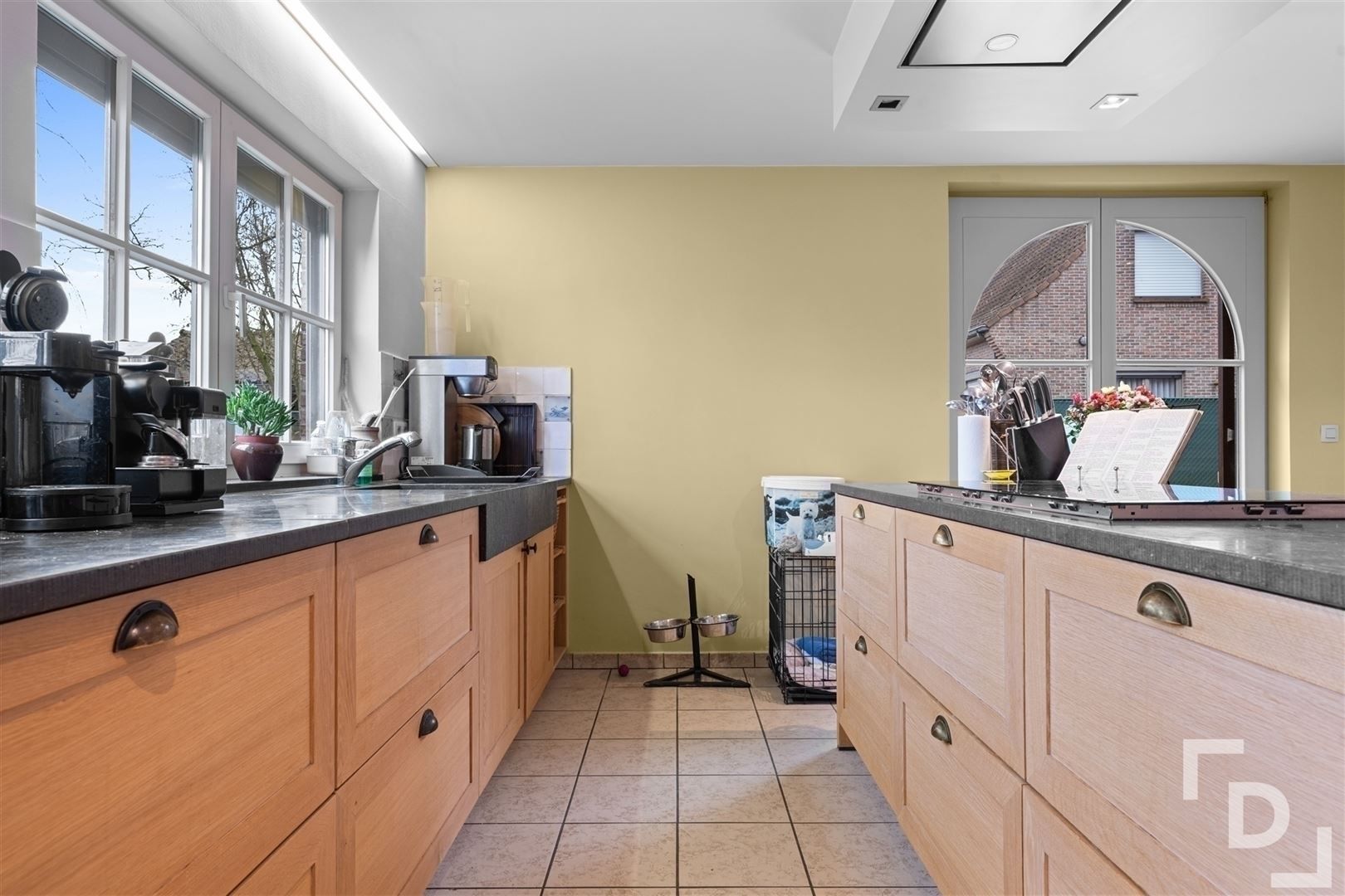 Ruime en energiezuinige villa te koop in Poperinge foto 14