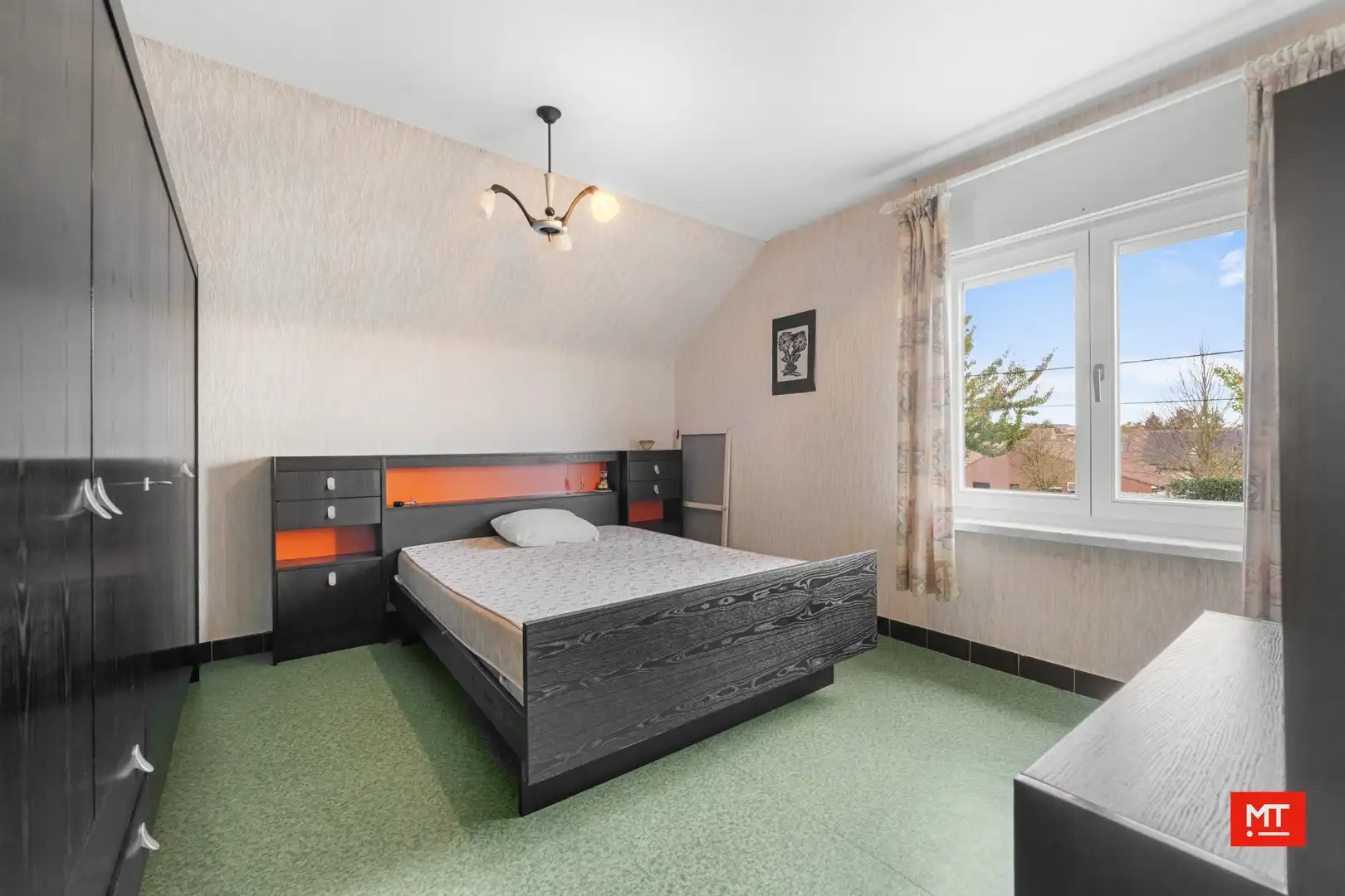 Kloeke, alleenstaande woning met 4 slaapkamers (+ mogelijk), Zuidgerichte tuin en garage foto 14