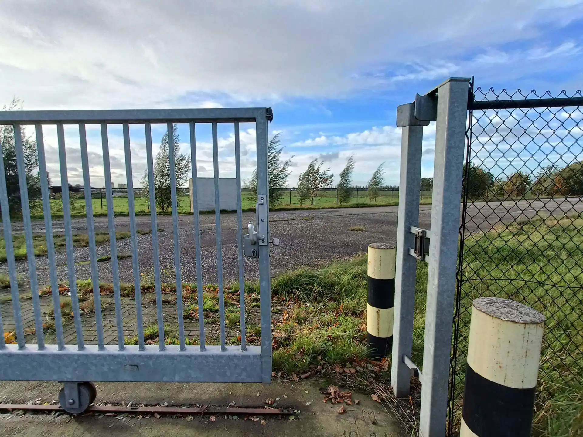 KMO-grond te koop nabij Nederlandse grens foto 4