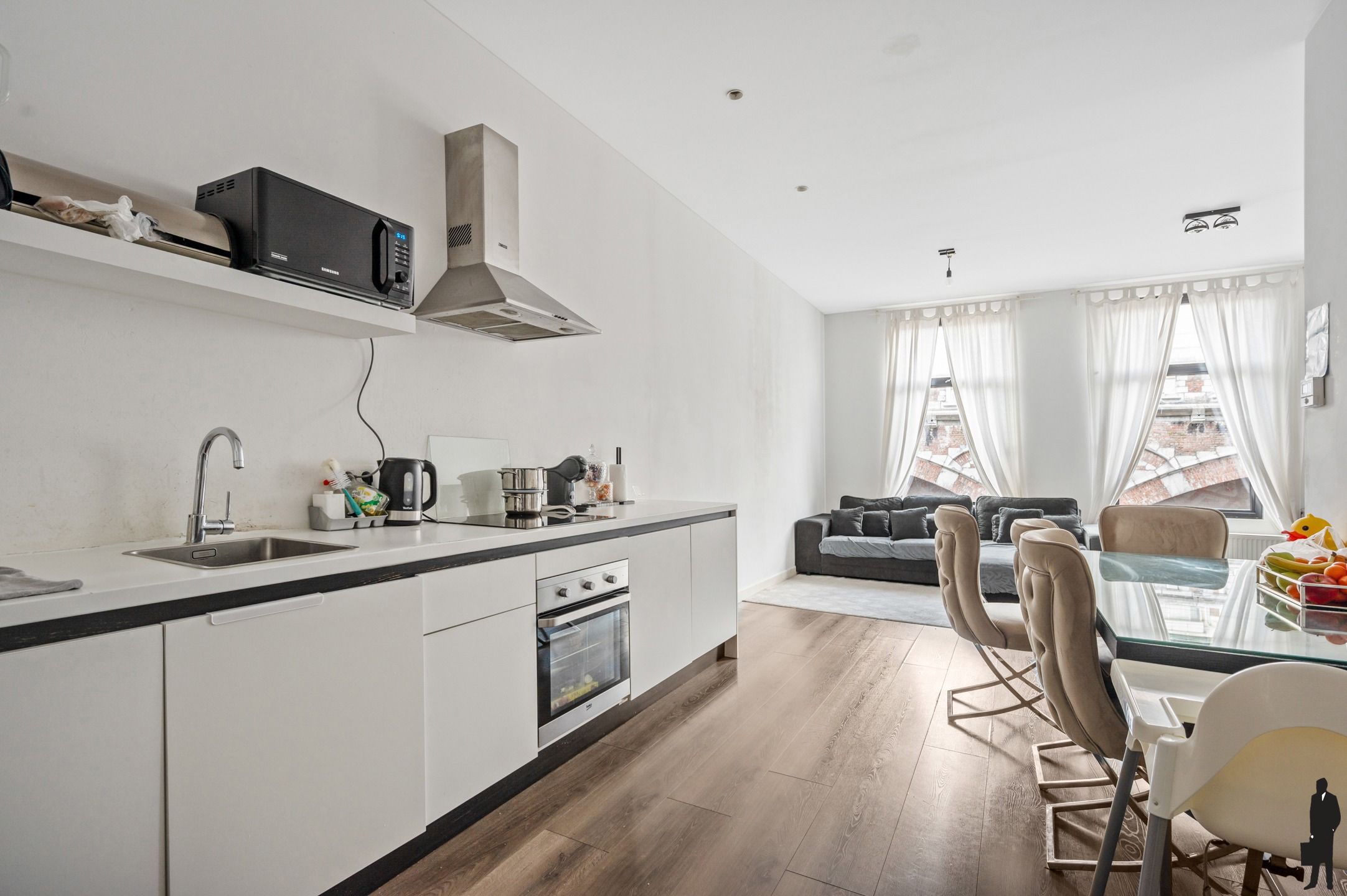 Gezellige duplex met 2 slaapkamers en balkon op Zurenborg! foto {{pictureIndex}}
