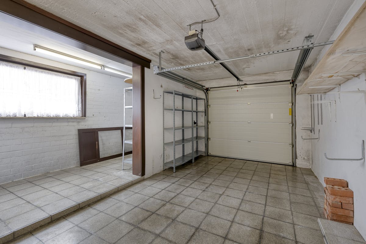 Verzorgde woning met 3 slaapkamers te koop in Harelbeke! foto 10