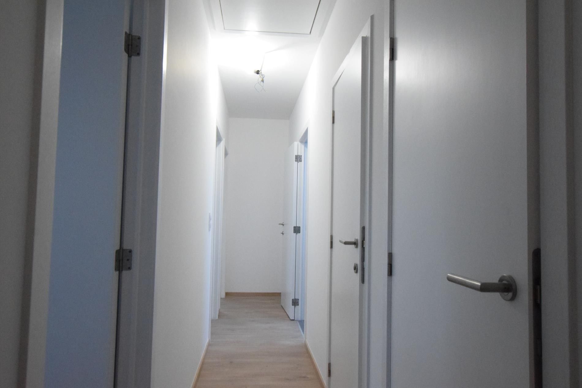 Recente halfopen bebouwing met 3 slaapkamers op uiterst rustige ligging te Gistel foto 7