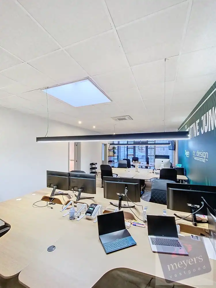 Kantoor- en handelsruimte van ca. 155 m² in het centrum van Alken foto 5