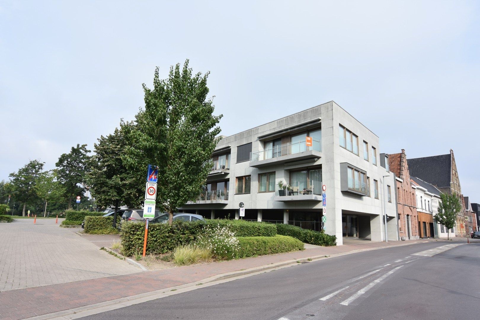 Luxe hoekappartement aan stadspark foto 25