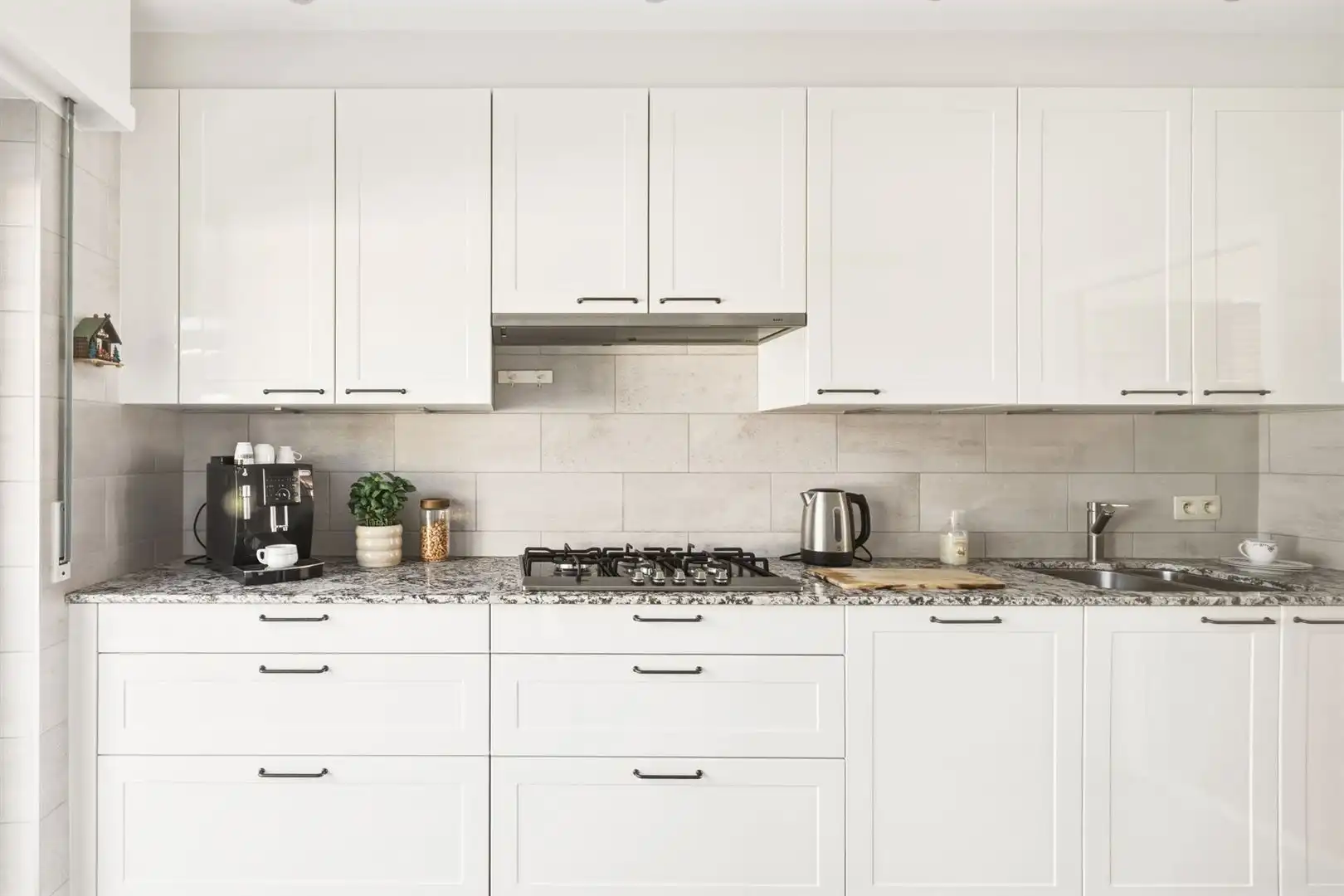 Gezellig gelijkvloers wonen met garage en tuin in rustige wijk ‘De List’ foto 5