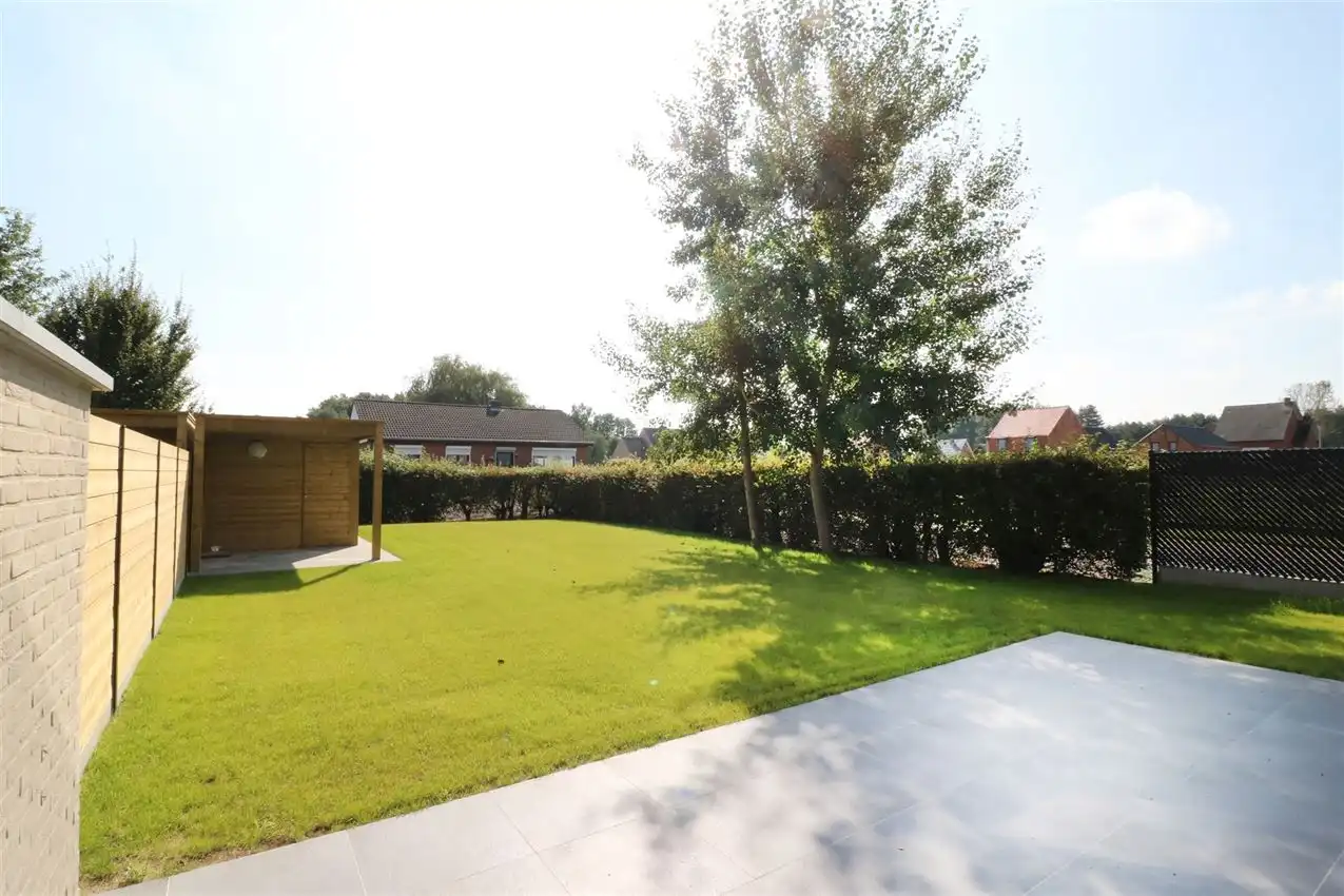 Niewbouwwoning met 3 slpk, tuin, gunstige ligging foto 32