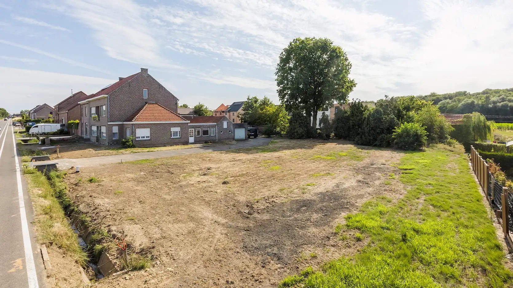 Mooi perceel bouwgrond van  8are68 te Binkom  foto 3