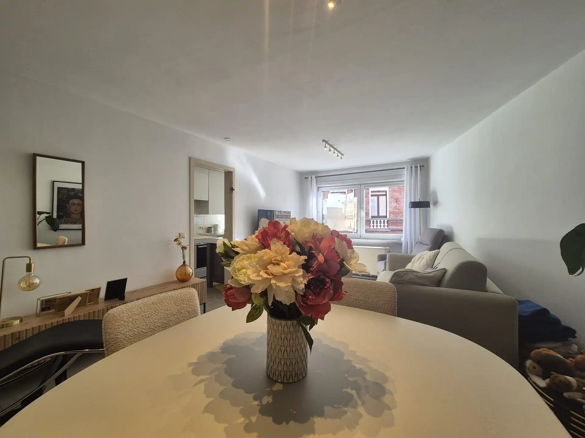 Zeer centraal gelegen appartement met terras. foto 7