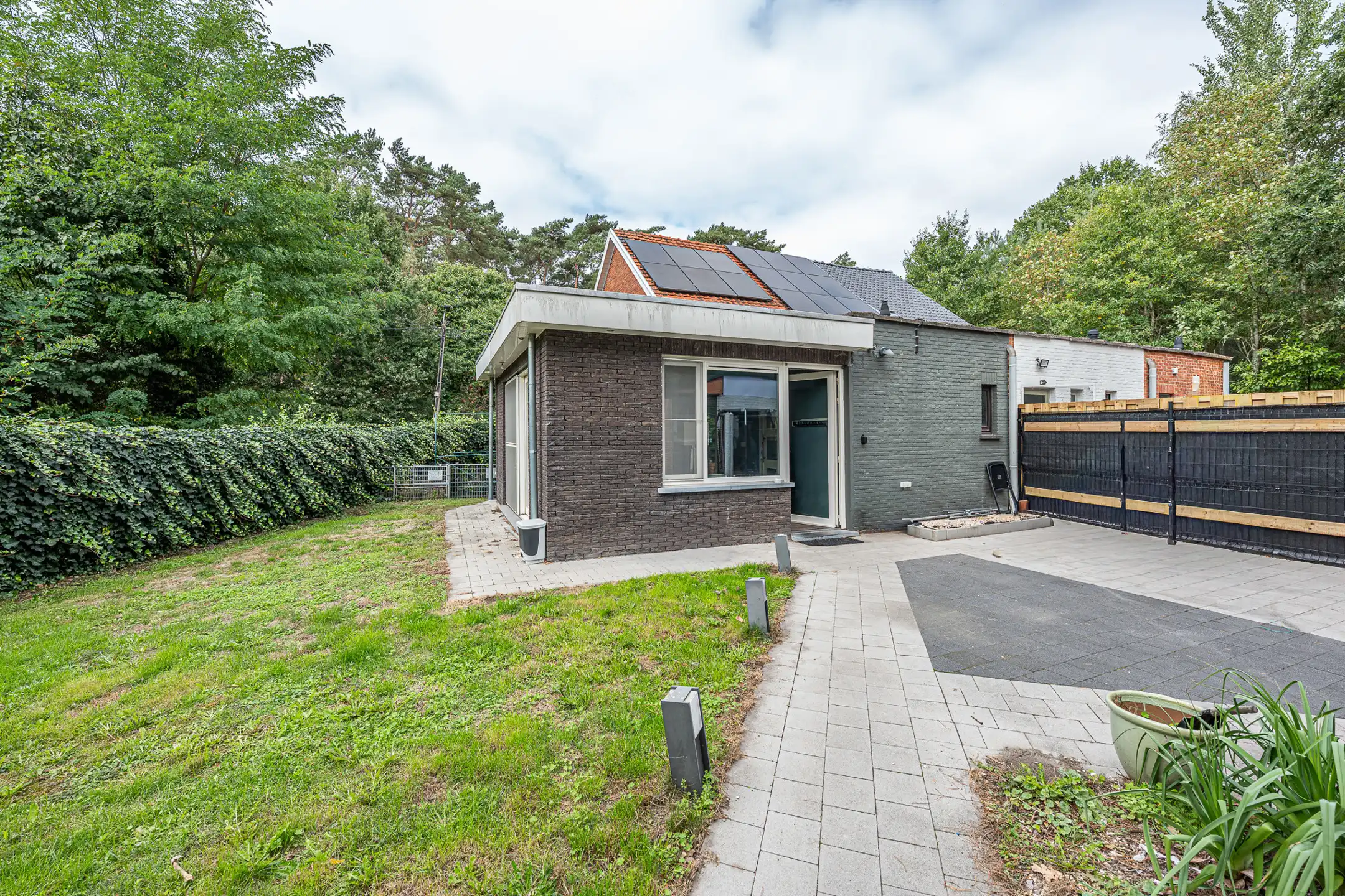 Gezellige halfopen woning tegenover het Bloso-domein foto 4