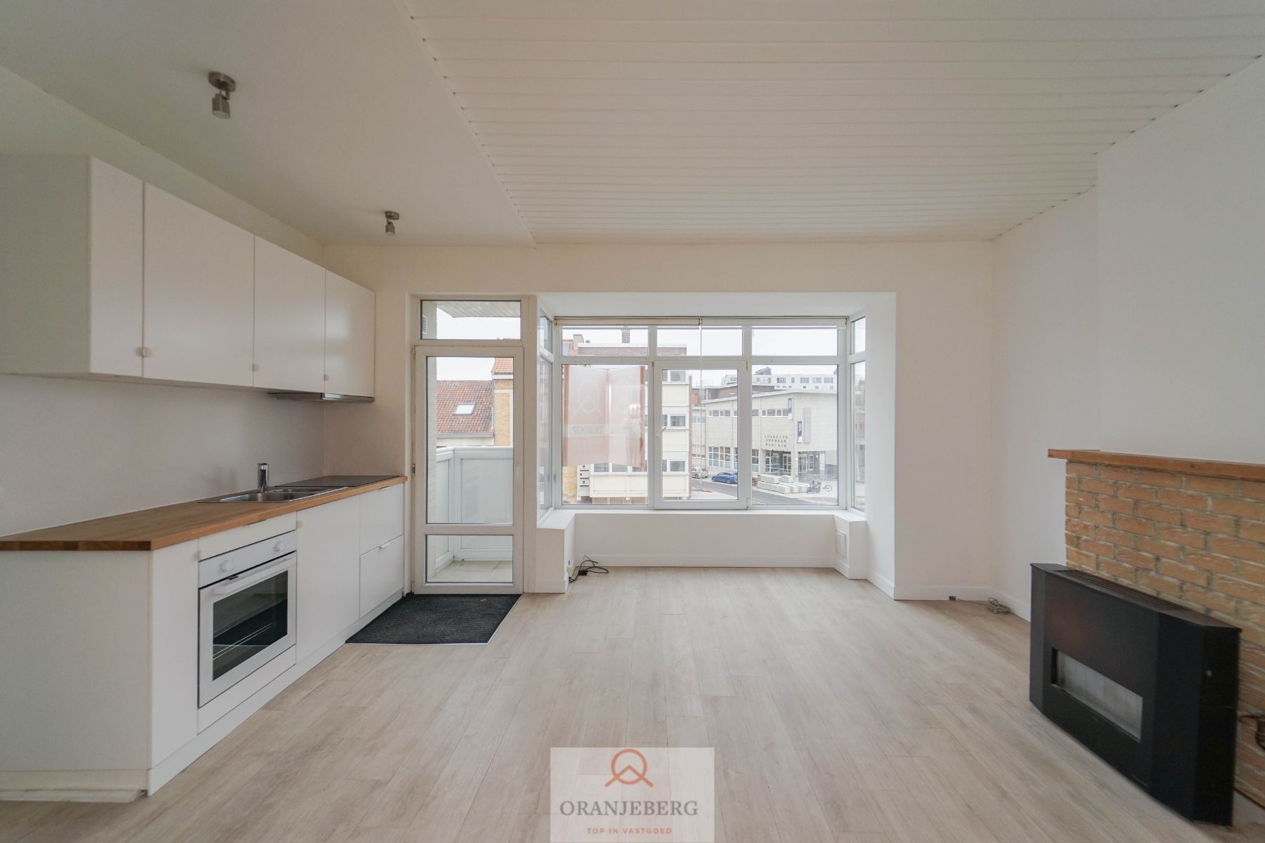 2 slpk- appartement te Rooigemlaan ! foto 2