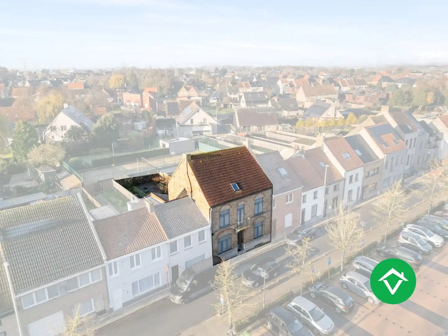 Ruim herenhuis met 4 slaapkamers en aparte garagebox in centrum Gistel foto 36