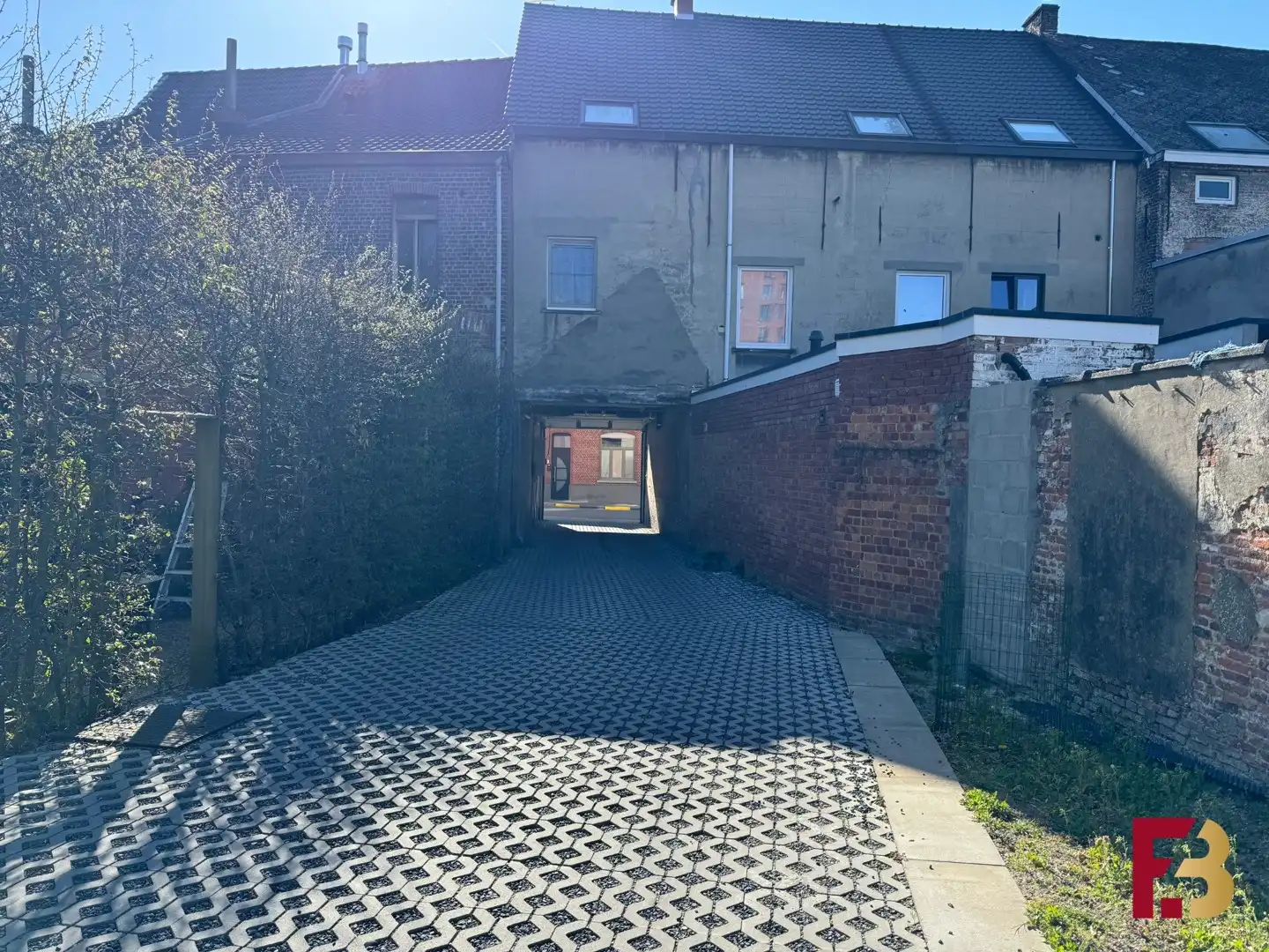 Garage te huur in Wetteren - veilige en centrale ligging foto 2