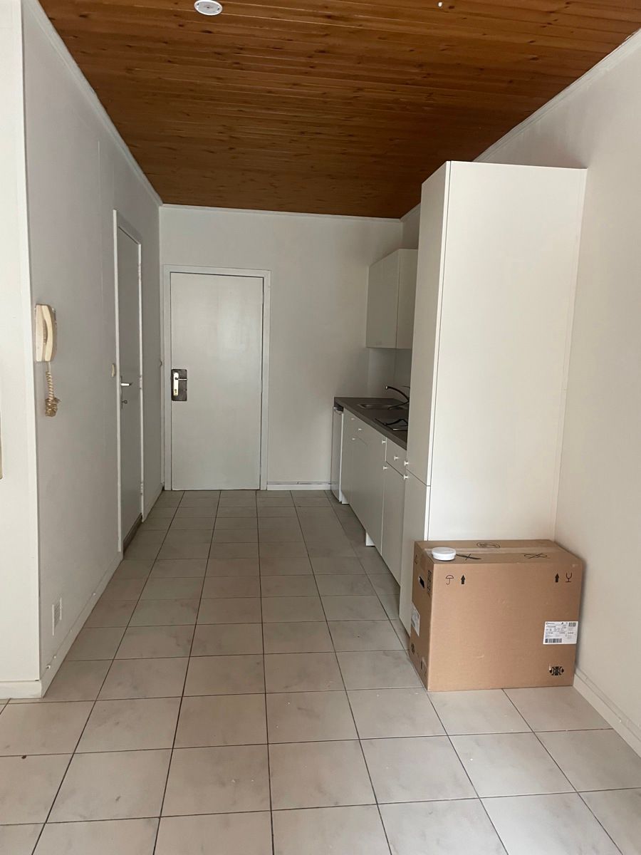 Te huur: studio te Aalst!  foto 2