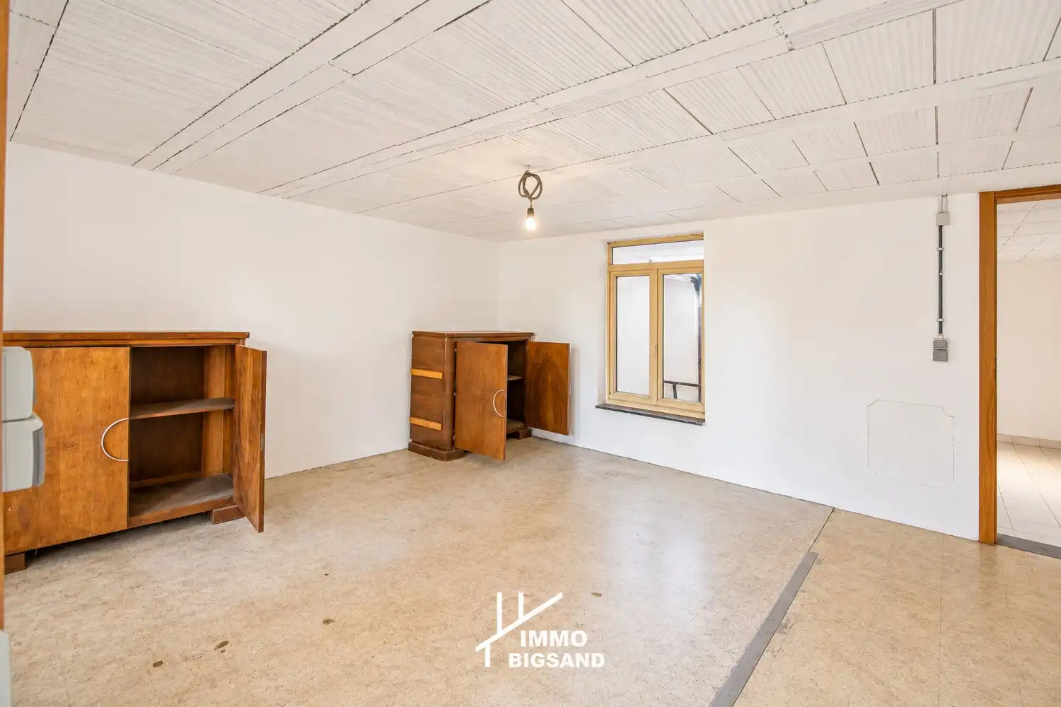Een ruime gezinswoning (voorheen twee woningen) met 3 slaapkamers en garage met ruime tuin foto 10