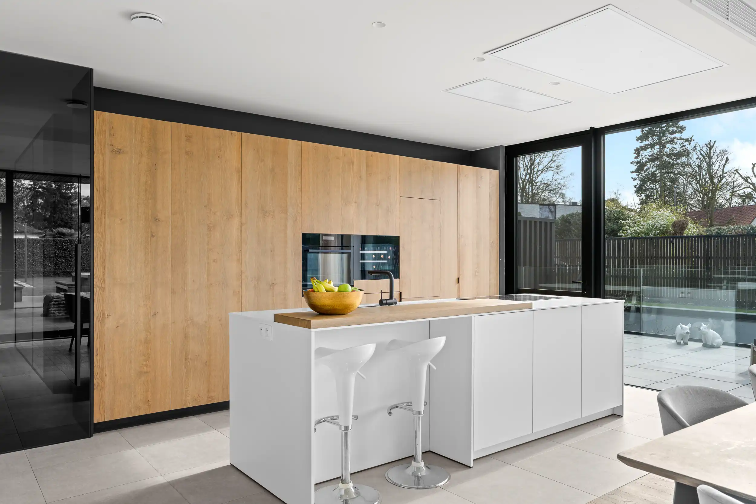 Designvilla in residentiële, doodlopende, woonwijk foto 13