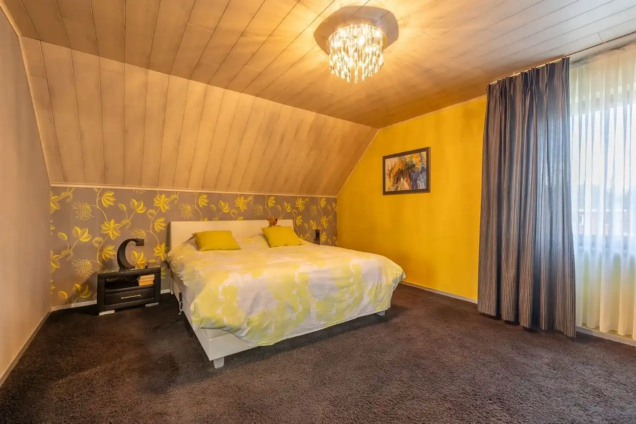 Landelijke woning met 5 slpks op ruim perceel van 35a 72ca in Testelt foto 16