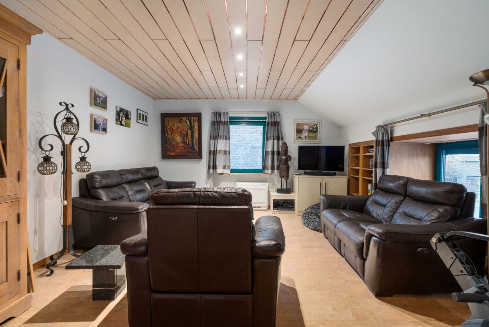 Woning met handelspand te koop in Sleidinge foto 5
