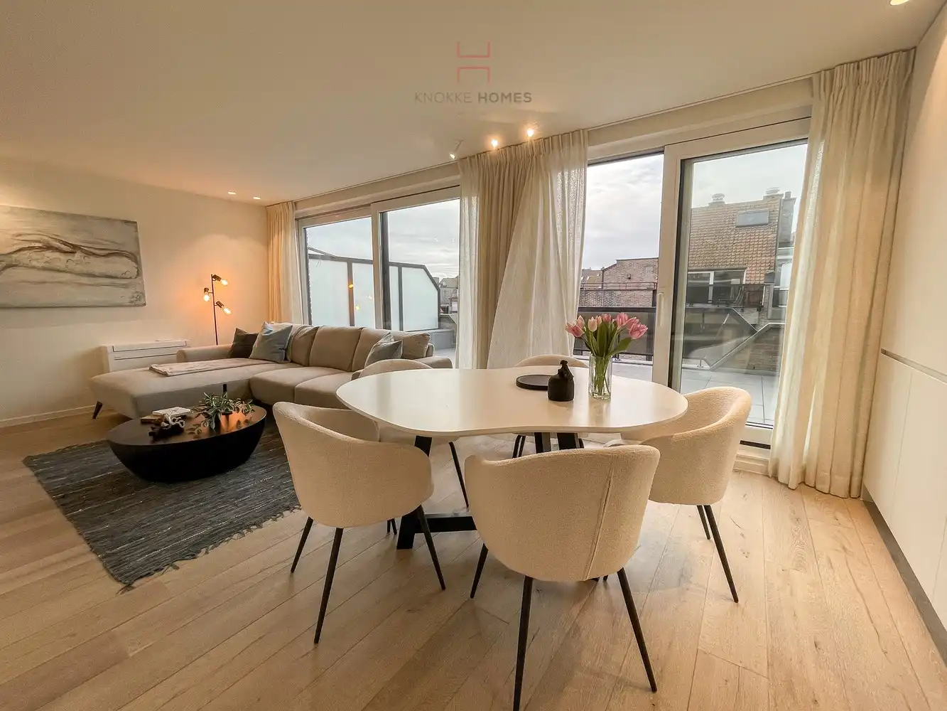 Volledig gerenoveerd penthouse in nabijheid van de zeedijk met schitterende terrassen foto 5