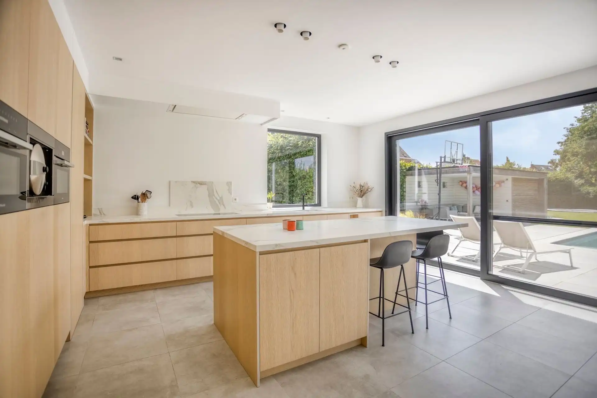 Prachtige nieuwbouw van 2019  in doodlopende straat foto 11