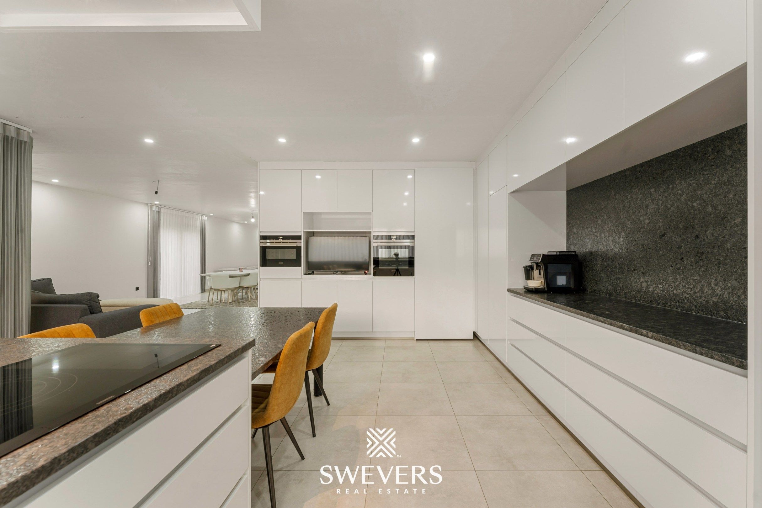 Luxe BEN-villa met uitzonderlijke lichtinval en privacy in Heusden-Zolder foto 11