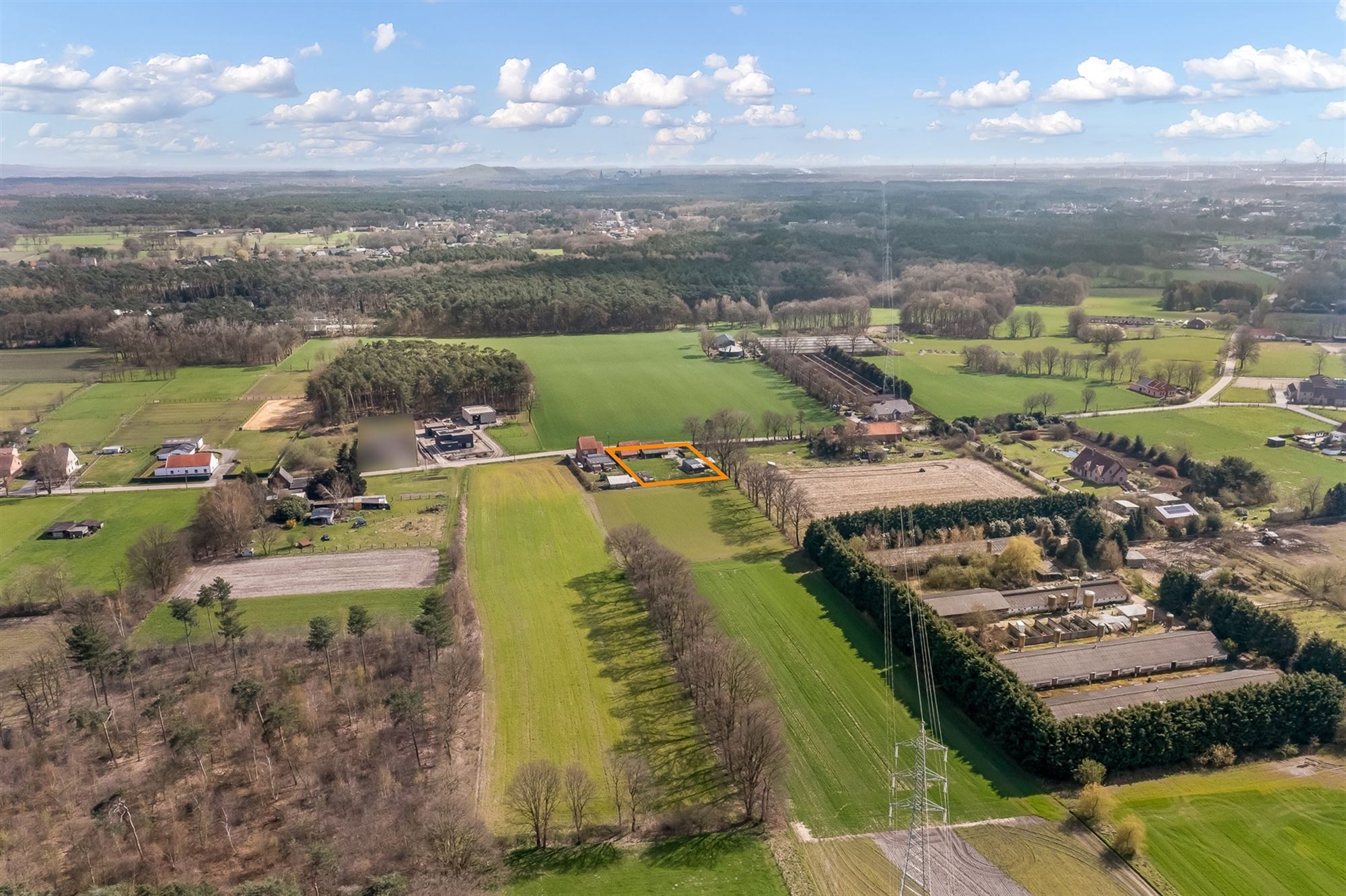 FANTASTISCH GELEGEN, DEELS GERENOVEERDEWONING OP 1817M2! foto 11