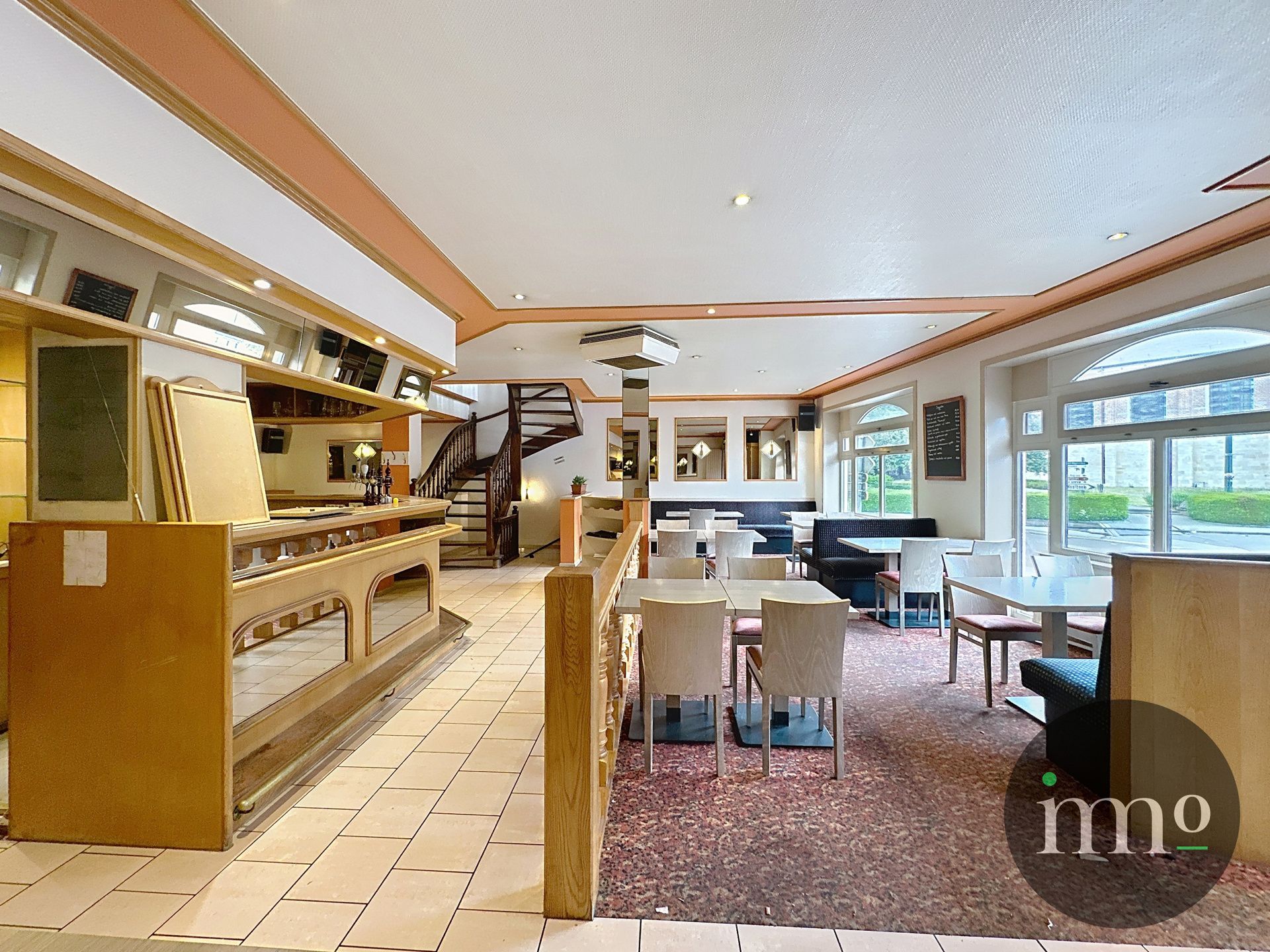 Horeca zaak in centrum Groot-Bijgaarden foto 4