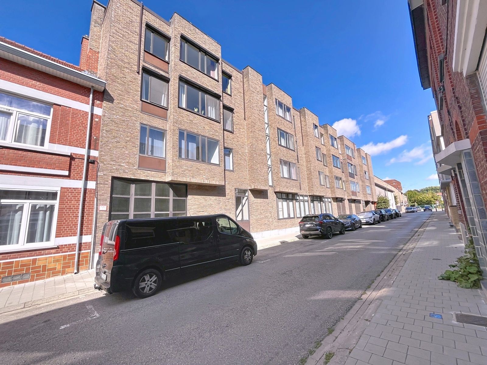 1 slaapkamer app met inpandige parkeerplaats foto 24