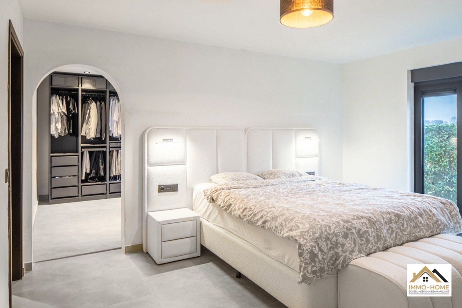 Gerenoveerde ruime open bebouwing op landelijke ligging foto 15