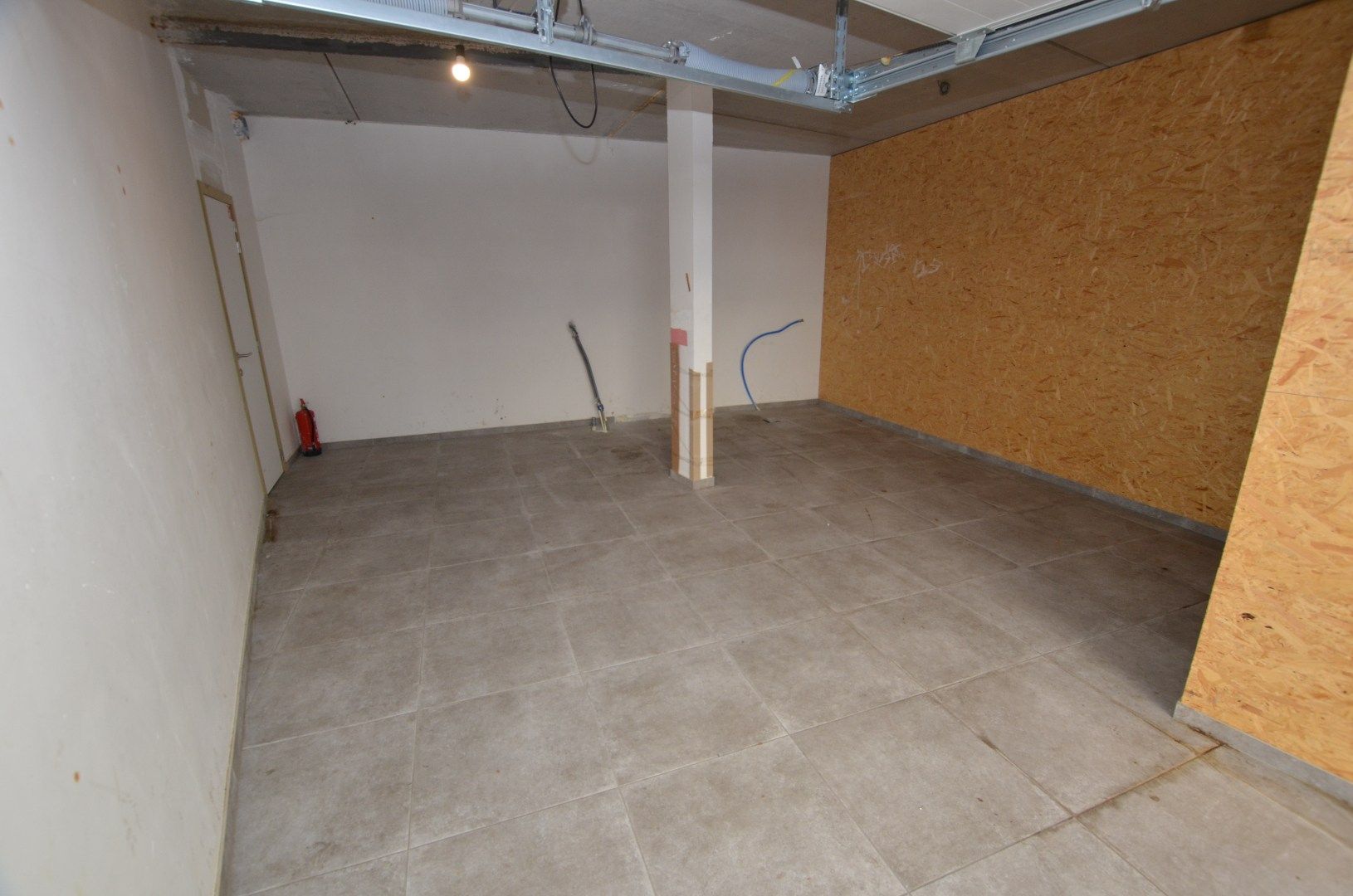 Opslagruimte/garage 45m² foto 4