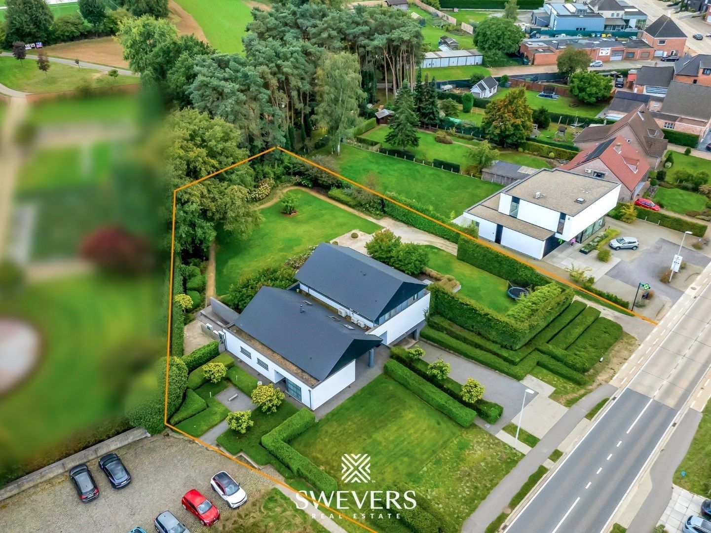 Architecturale villa met praktijkruimtes op 25a 88ca foto 48