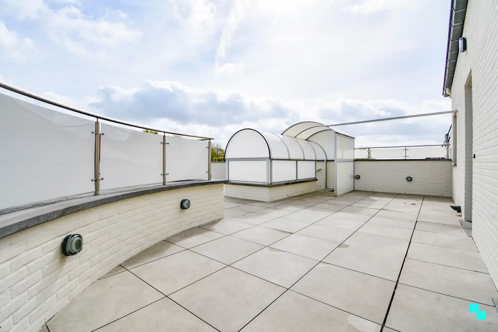 Instapklaar duplexappartement met garage te Hooglede foto 21