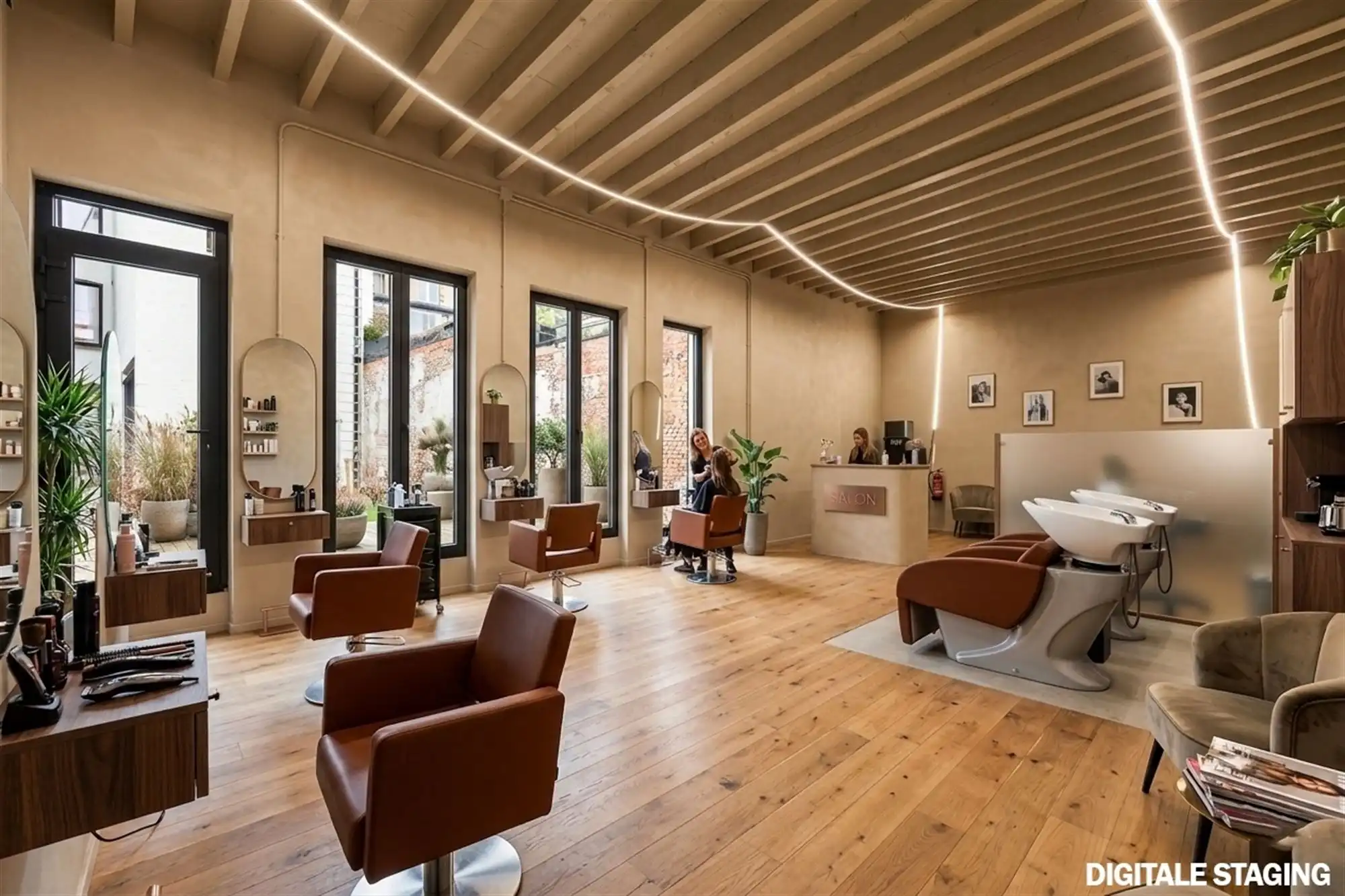 Centraal gelegen casco ruimte met privatieve tuin.  foto 13