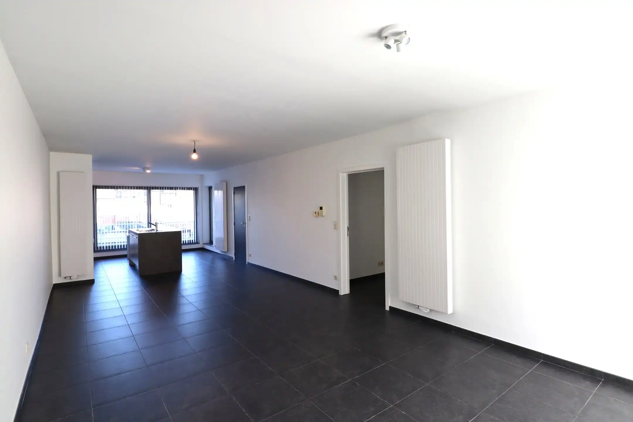 lichtrijk 2-slaapkamer appartement centrum Bornem foto 4