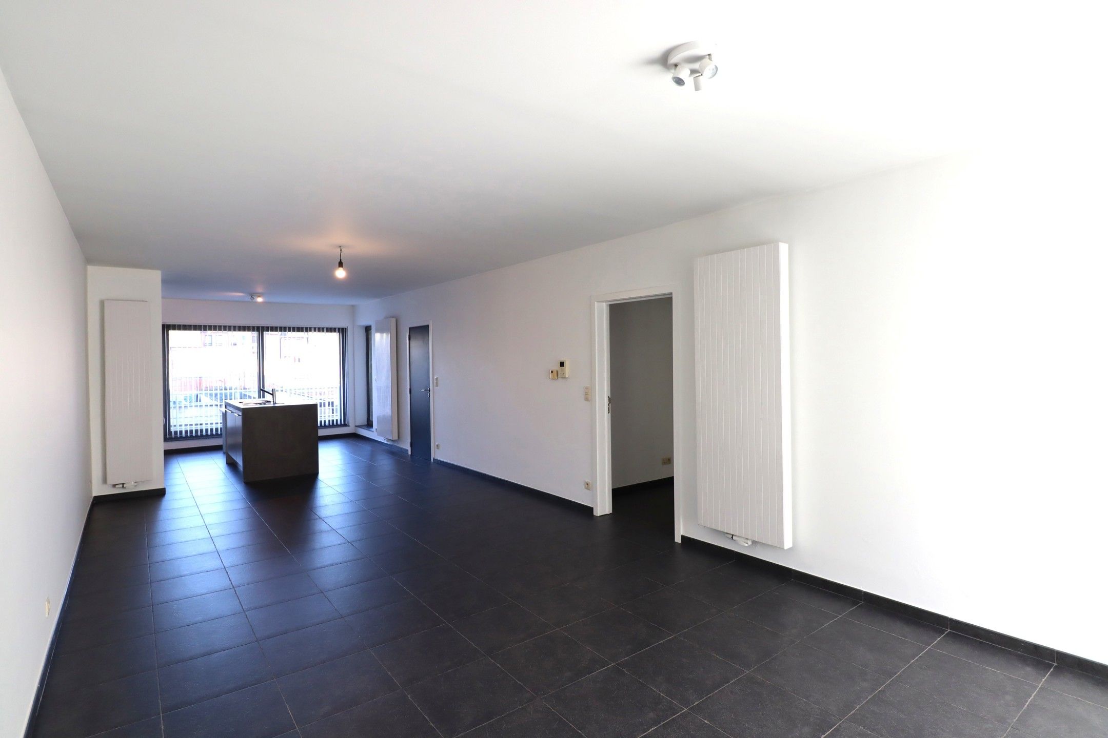 lichtrijk 2-slaapkamer appartement centrum Bornem foto 4