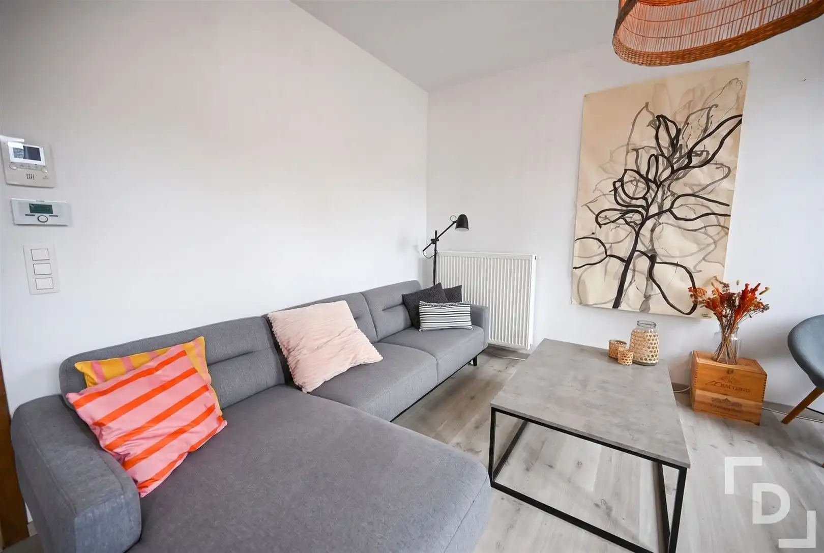 Lichtrijke duplex op een boogscheut van de Menenpoort foto 5