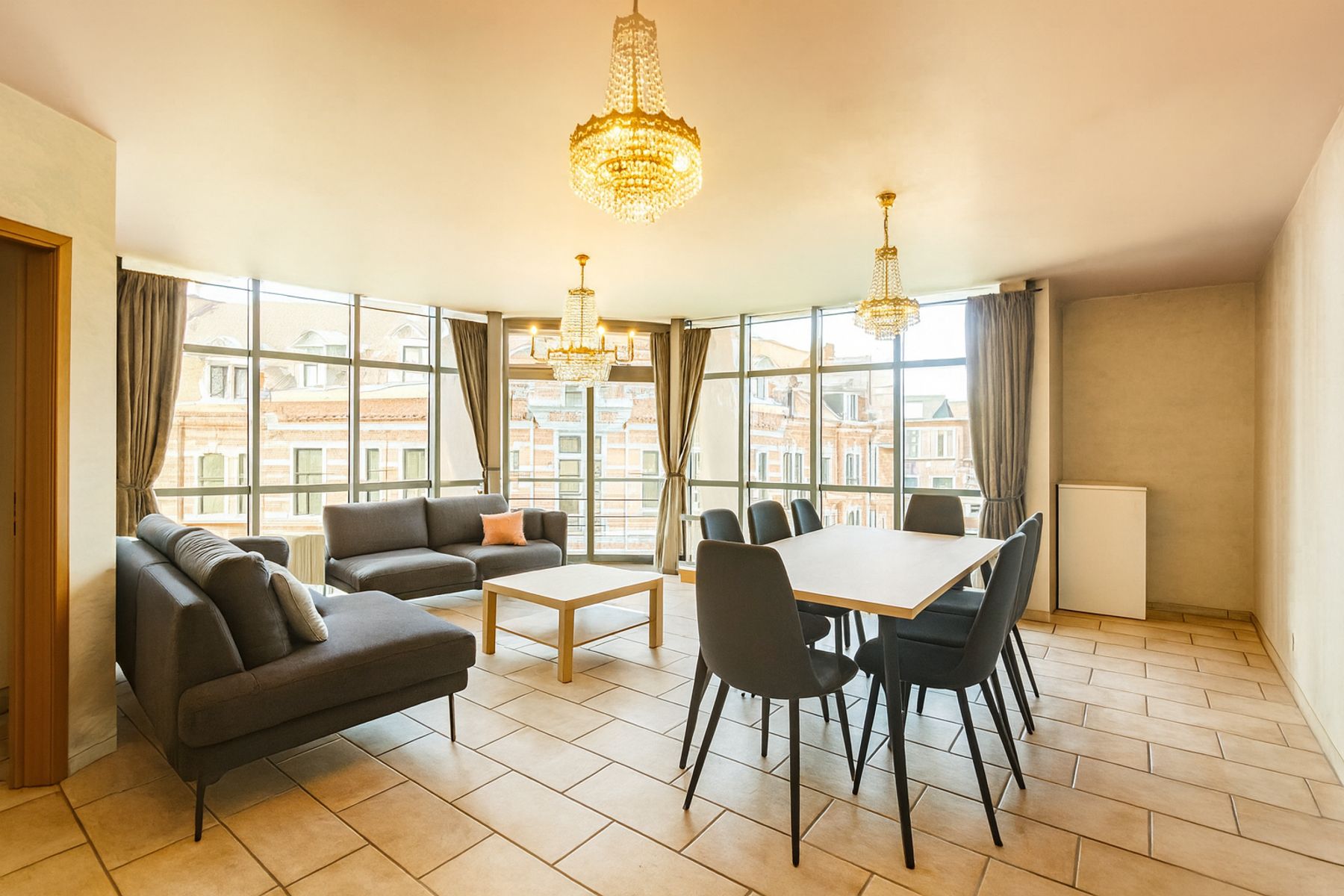 Ruim appartement in het stadscentrum! foto 4