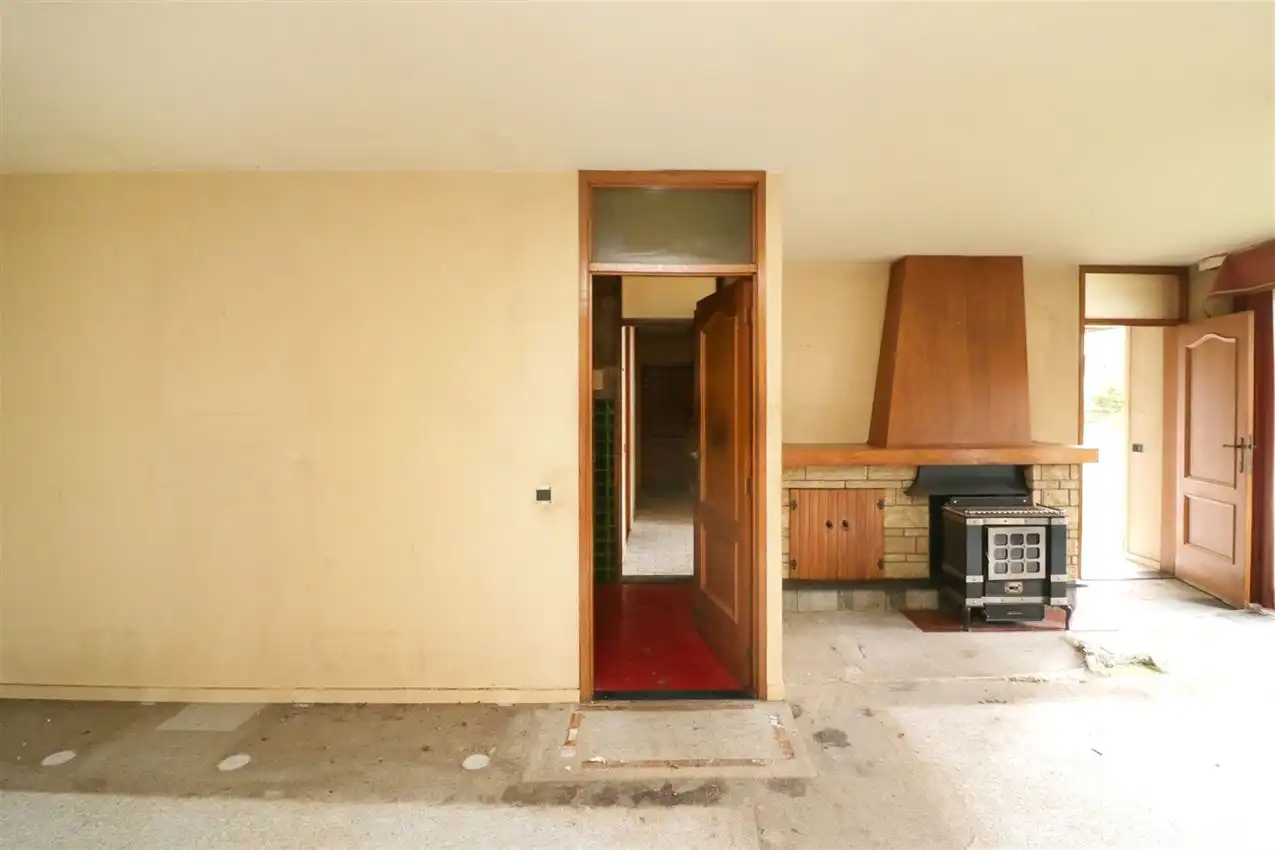 karaktervol, geliefde ligging, 6 slpk, te renoveren foto 46