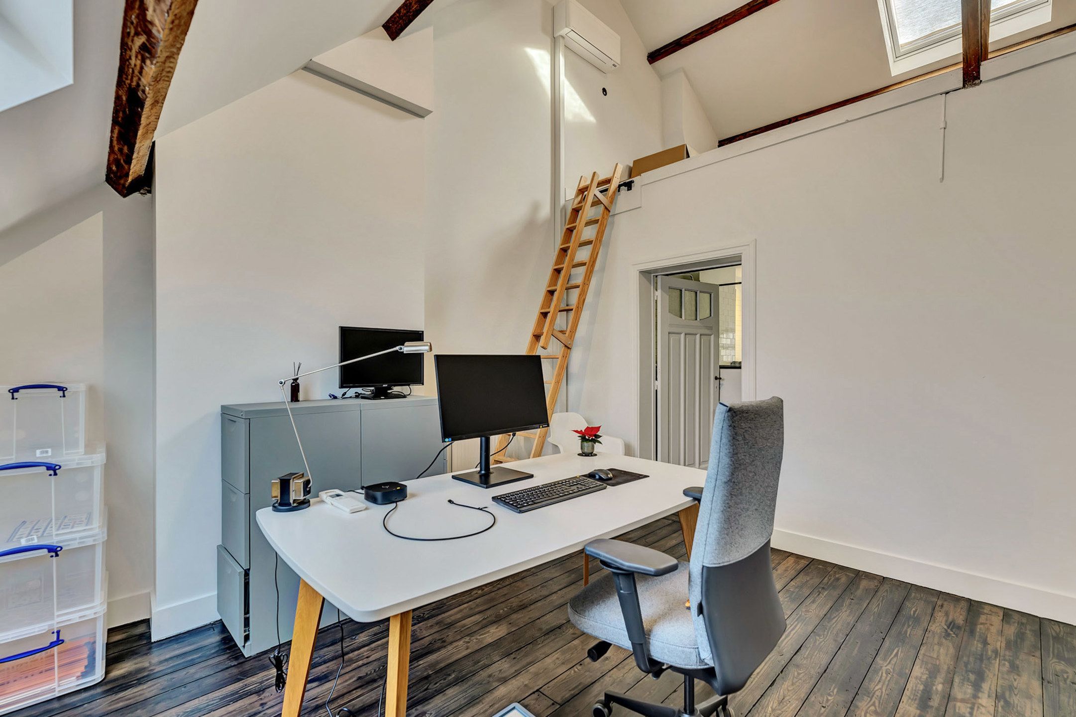 Authentiek gerenoveerd herenhuis in het hart van Aalst foto 22