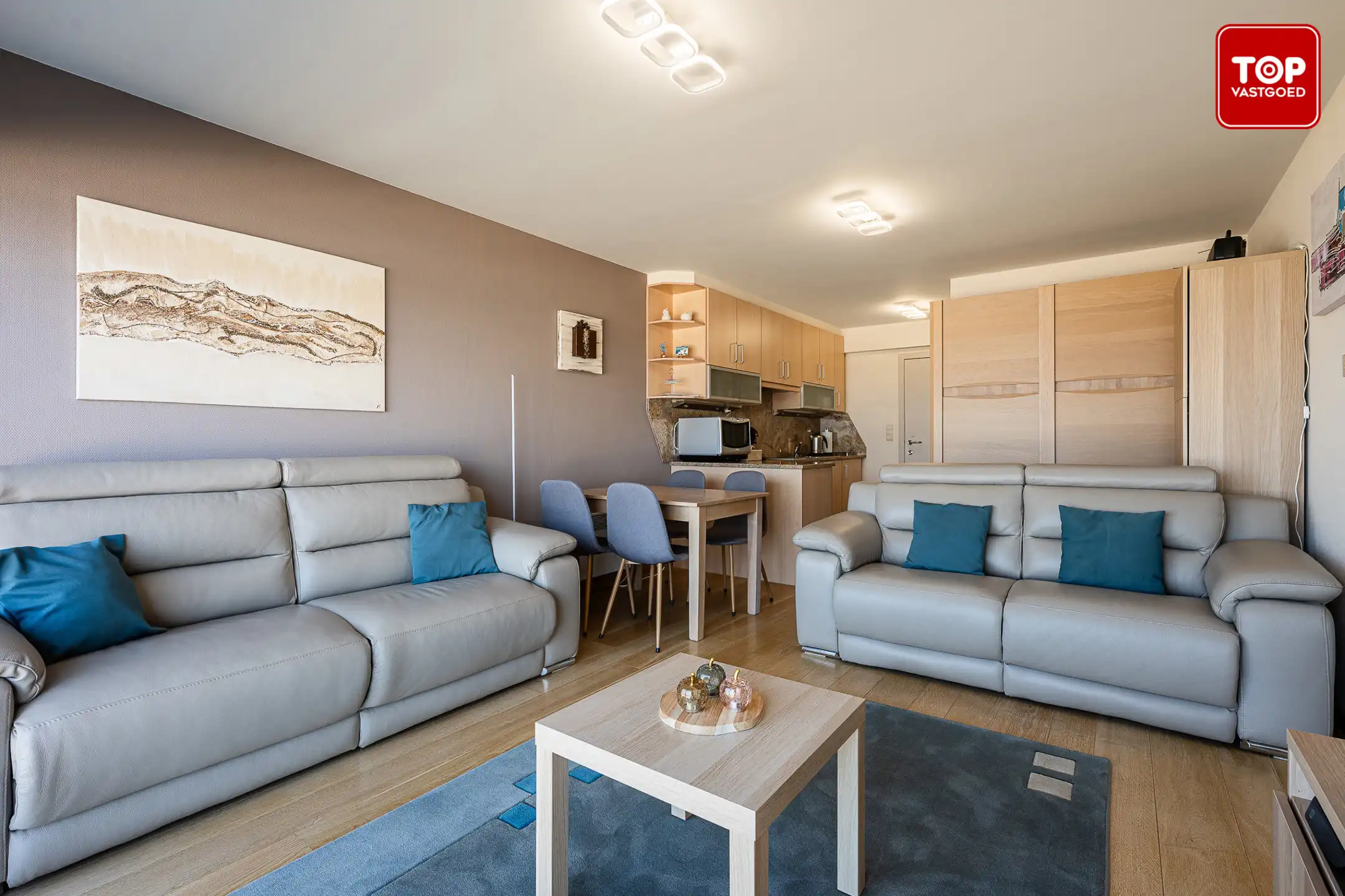 Instapklare studio appartement met zeezicht foto 4