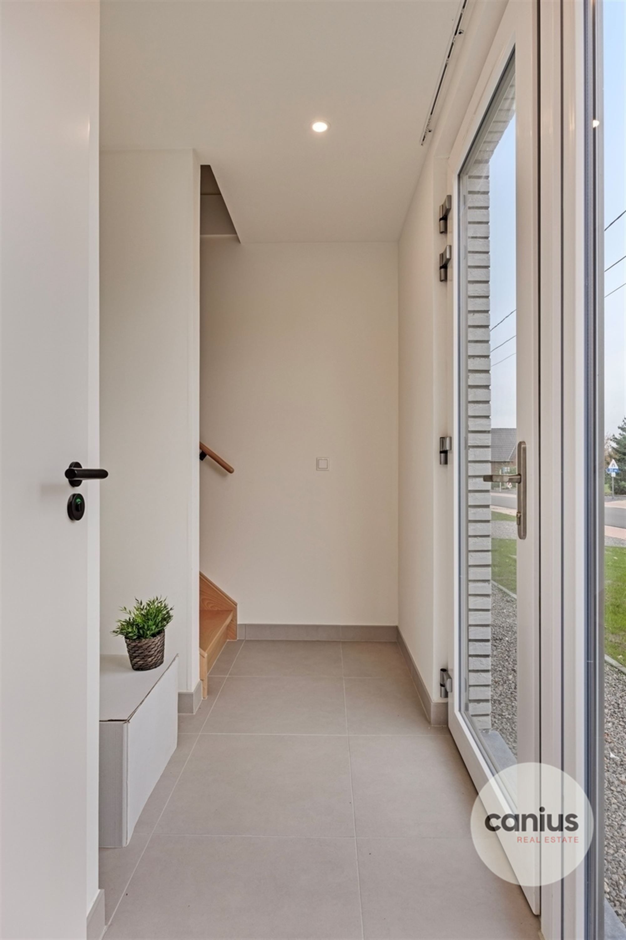 HEDENDAAGSE & ENERGIEZUINIGE WONING MET 4 SLKS foto 2