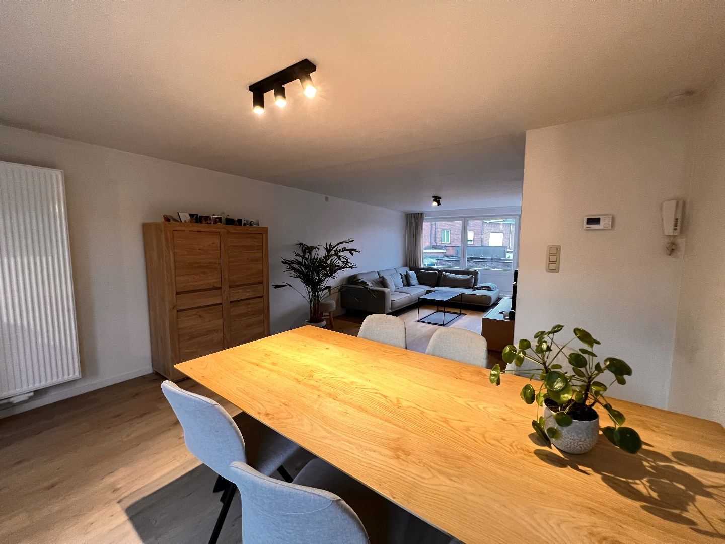 RUIME EN INSTAPKLARE BEL-ETAGE WONING MET 4 SLAAPKAMERS, STADSKOER, TERRAS EN GARAGE foto 11