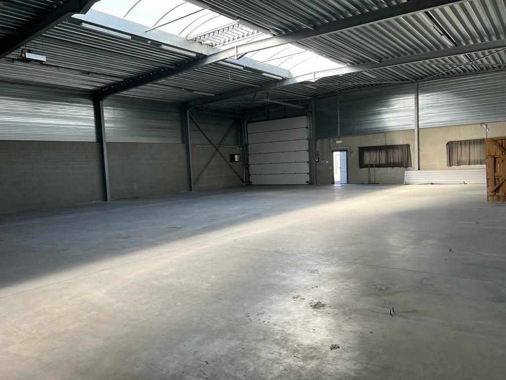 Loods / Magazijn / Opslagruimte met een oppervlakte van 427m² foto 4