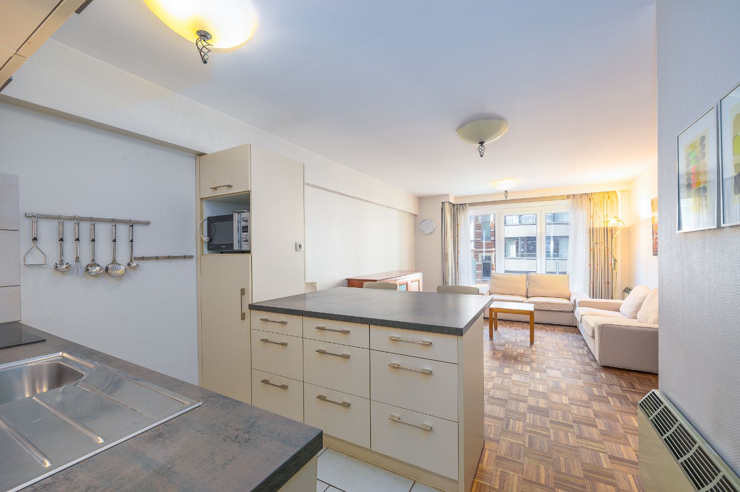 Zeer goed onderhouden appartement op toplocatie foto 8