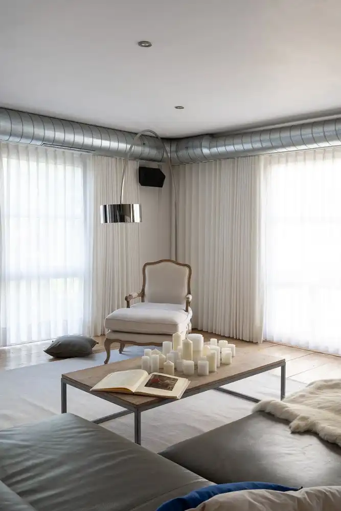 Ruime loft met 5 slaapkamers! foto 4